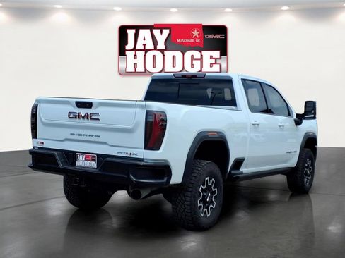 New 2026 GMC Sierra 2500 AT4X AWD/4WD image 4