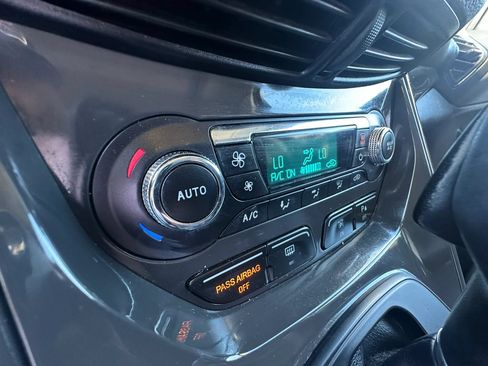 Used 2016 Ford Escape Titanium w/ Equipment Group 301A AWD/4WD image 31
