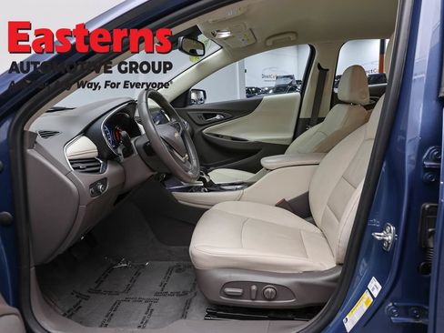 Used 2024 Chevrolet Malibu LT FWD image 14