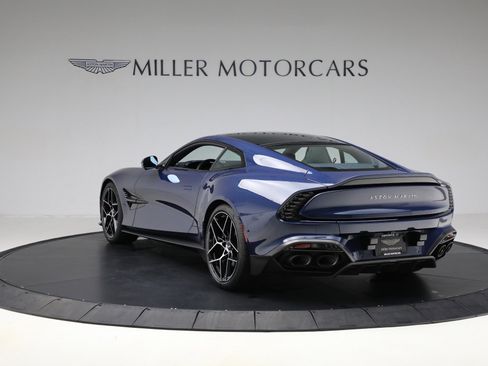 New 2025 Aston Martin Vanquish image 5