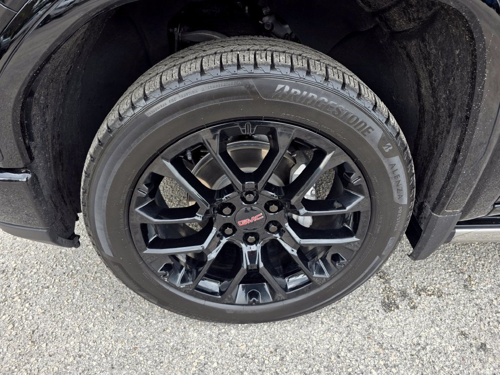 Used 2025 GMC Sierra 1500 Denali AWD/4WD image 12