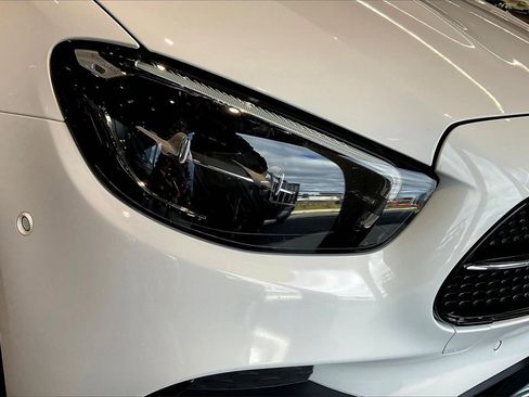 Certified 2021 Mercedes-Benz E 350 4MATIC Sedan image 23