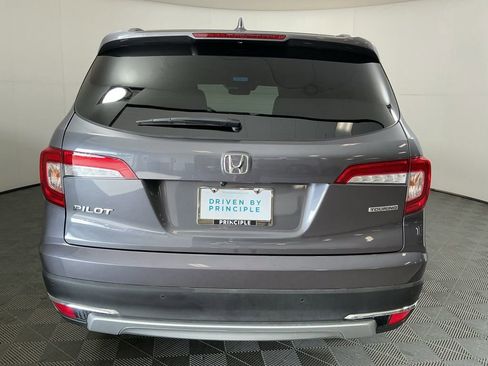 Used 2022 Honda Pilot Touring image 6