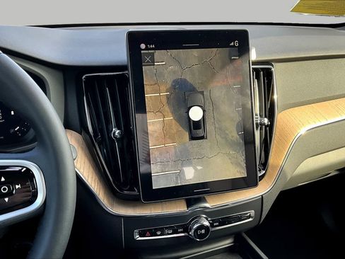 New 2026 Volvo XC60 B5 Plus w/ Protection Package Premier AWD/4WD image 8
