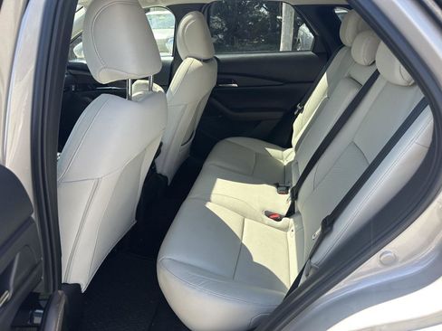 Used 2022 MAZDA CX-30 AWD 2.5 S w/ Premium Package image 16