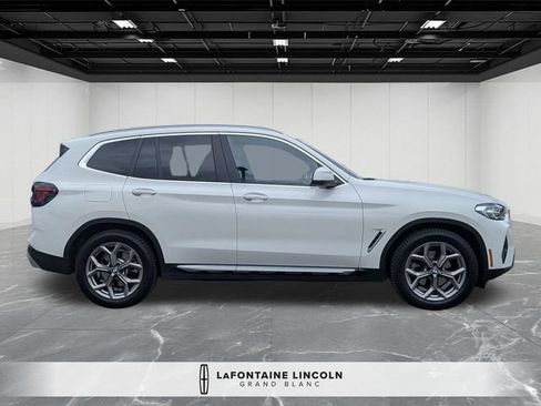 Used 2024 BMW X3 xDrive30i w/ Premium Package w/ZPA AWD/4WD image 6