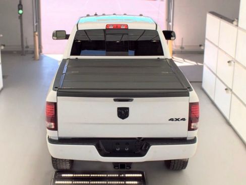 Used 2018 RAM 2500 Laramie w/ Sport Appearance Group AWD/4WD image 6