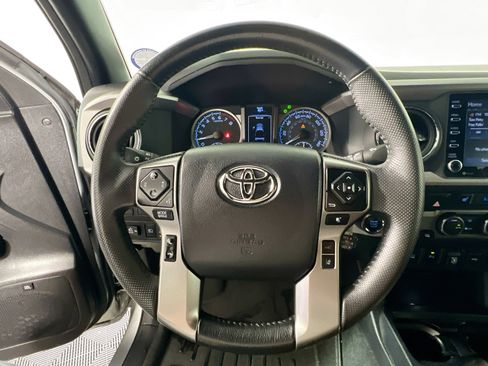 Used 2023 Toyota Tacoma Limited RWD image 17