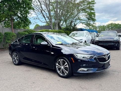 Used 2019 Buick Regal Essence AWD/4WD image 8
