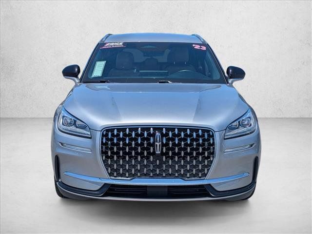 Used 2023 Lincoln Corsair Reserve FWD image 2