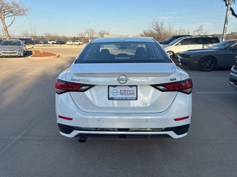 Certified 2025 Nissan Sentra SR w/ SR Premium Package image 8
