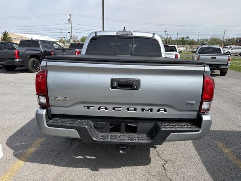 Used 2023 Toyota Tacoma SR AWD/4WD image 6
