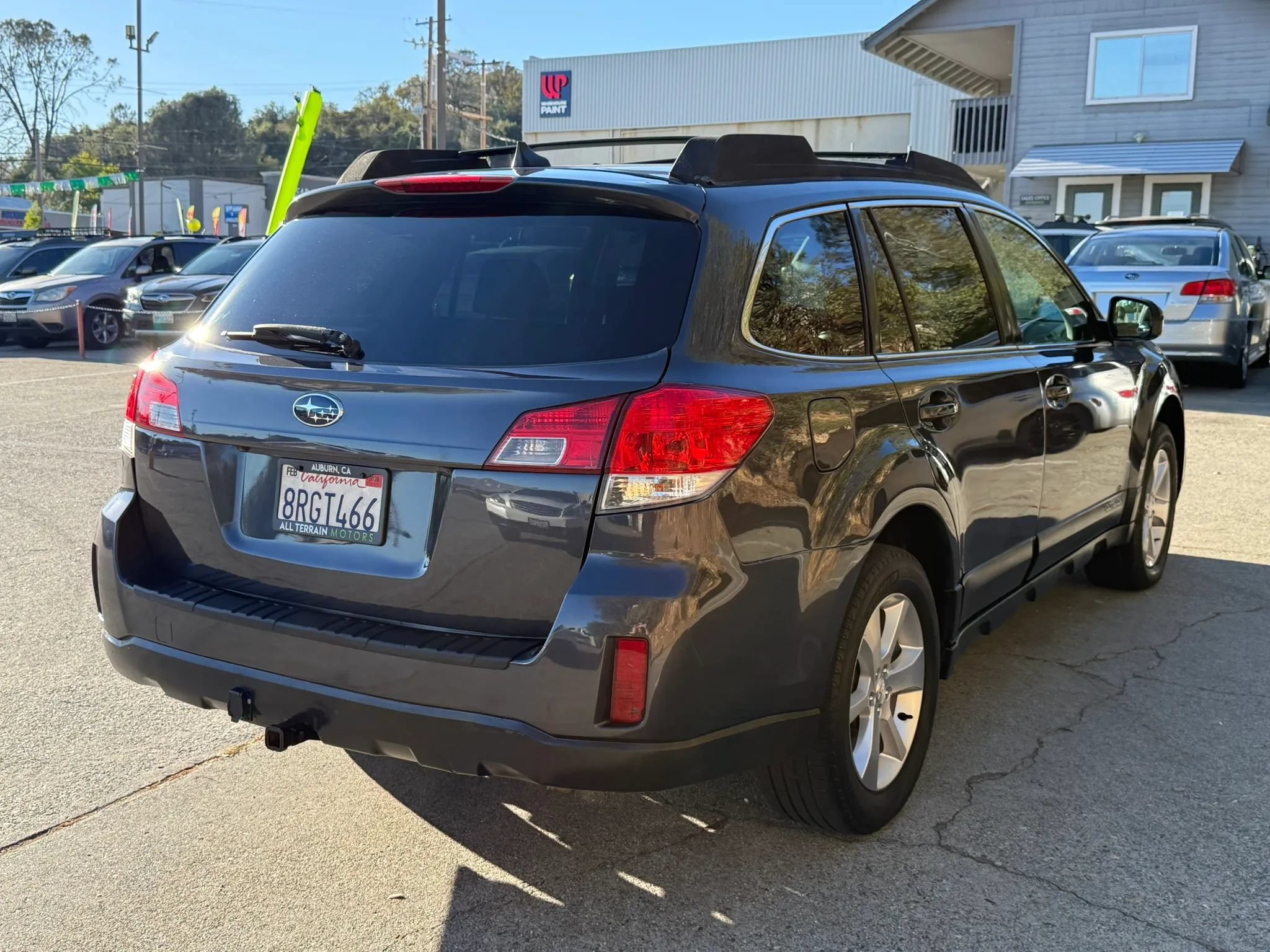 Used 2013 Subaru Outback 3.6R Limited w/ Moonroof Pkg AWD/4WD image 7
