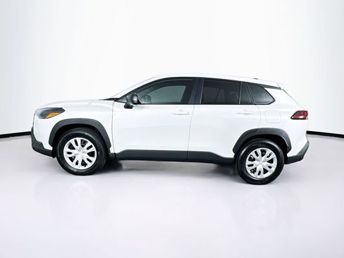 Used 2026 Toyota Corolla Cross L image 6