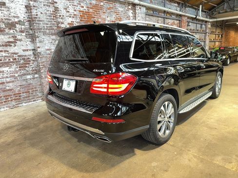 Used 2015 Mercedes-Benz GL 450 4MATIC image 3