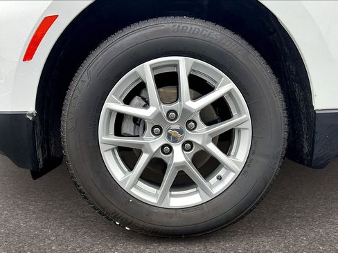 Used 2022 Chevrolet Equinox LS w/ LS Convenience Package image 25