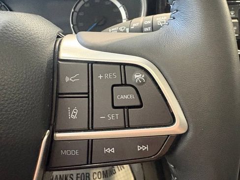 Used 2026 Toyota Highlander XLE AWD/4WD image 22