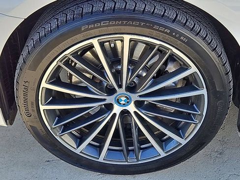 Used 2023 BMW 530e xDrive image 8