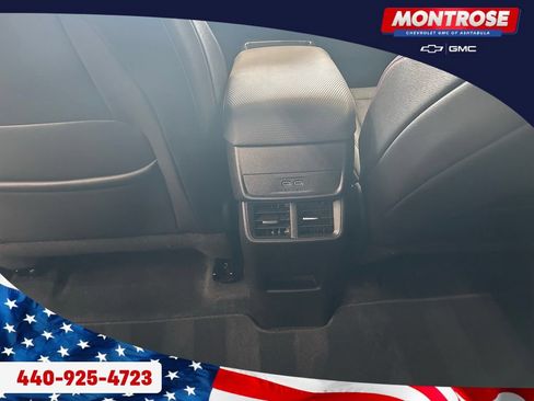 Used 2026 Chevrolet Equinox RS AWD/4WD image 23