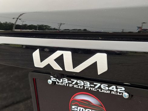 Used 2024 Kia Niro Wind w/ Wind Preserve Package FWD image 30