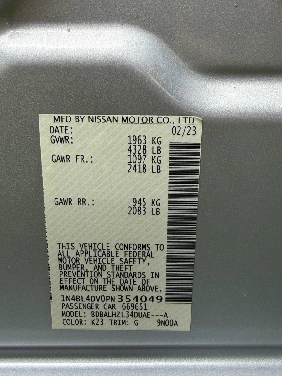 Used 2023 Nissan Altima 2.5 SV w/ SV Premium Package FWD image 14