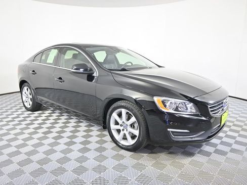 Used 2016 Volvo S60 T5 Premier FWD image 9