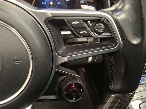 Used 2017 Porsche 911 Turbo image 22