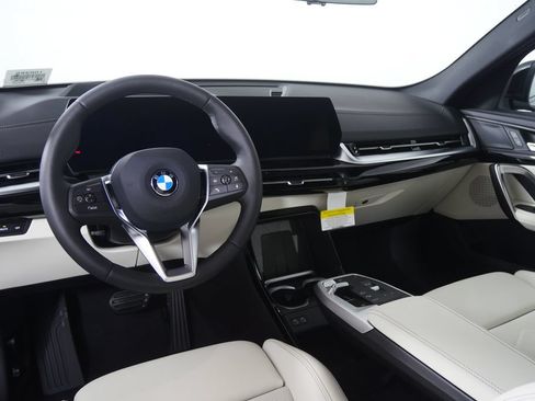 New 2026 BMW X2 xDrive28i w/ Technology Package AWD/4WD image 17