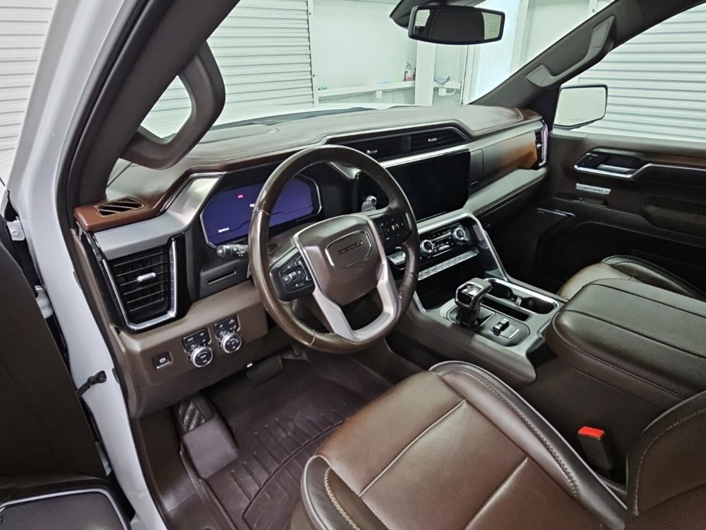 Certified 2025 GMC Sierra 1500 Denali AWD/4WD image 12