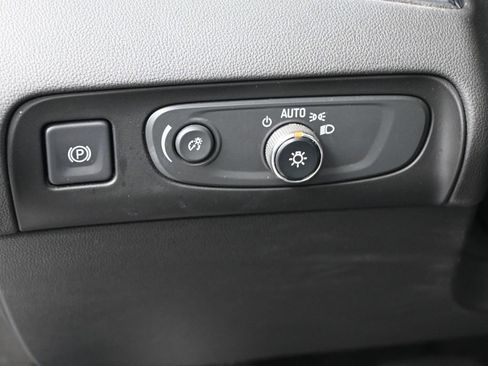 Used 2020 Buick Enclave Preferred image 15