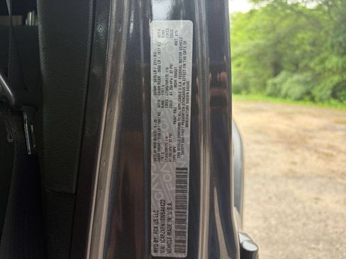 Used 2025 Jeep Wrangler Unlimited Rubicon AWD/4WD image 28
