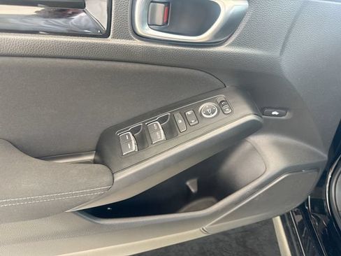 Used 2024 Honda Civic EX image 12