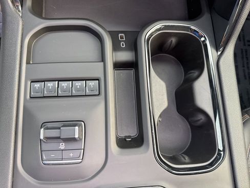 Certified 2025 GMC Sierra 3500 AT4 w/ AT4 Premium Plus Package image 15