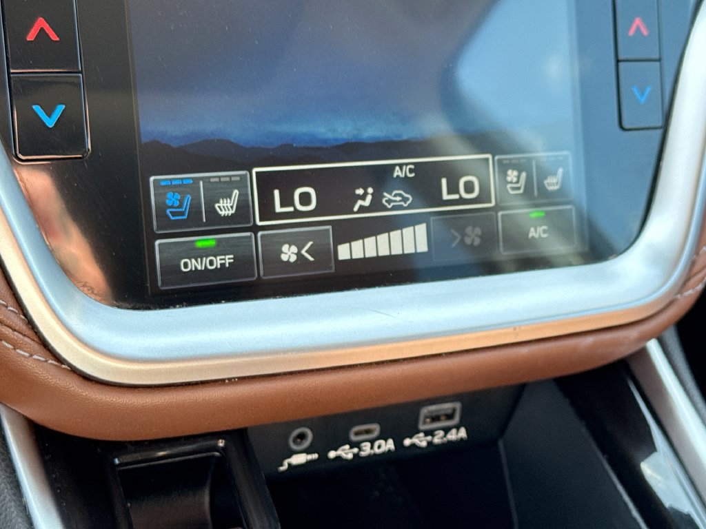 Used 2023 Subaru Outback Touring AWD/4WD image 24