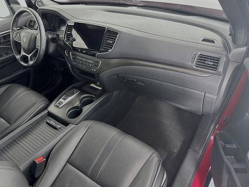 Certified 2023 Honda Passport TrailSport image 29