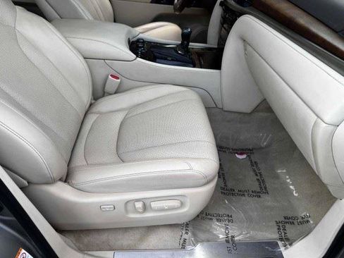 Used 2019 Lexus LX 570 4WD w/ Luxury Package image 58