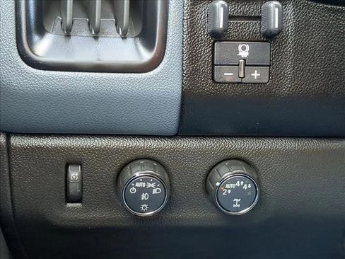 Used 2022 Chevrolet Colorado Z71 w/ Safety Package image 16