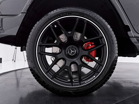 Used 2025 Mercedes-Benz G 63 AMG 4MATIC image 27