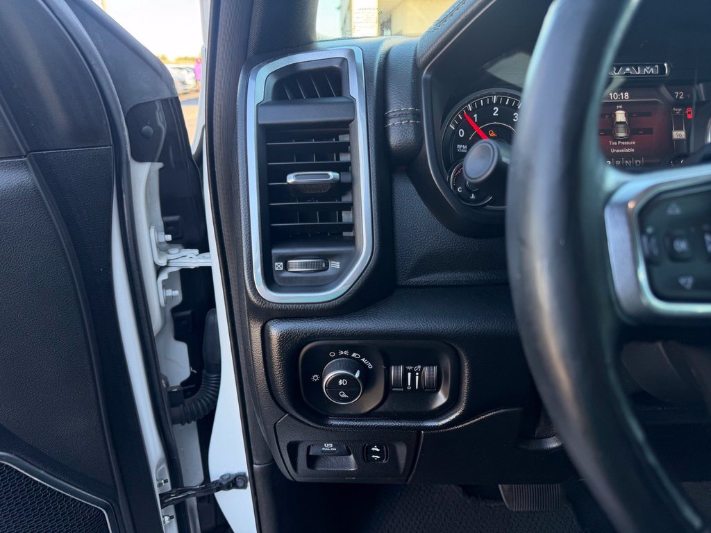 Used 2019 RAM 1500 Laramie w/ Sport Appearance Package AWD/4WD image 21