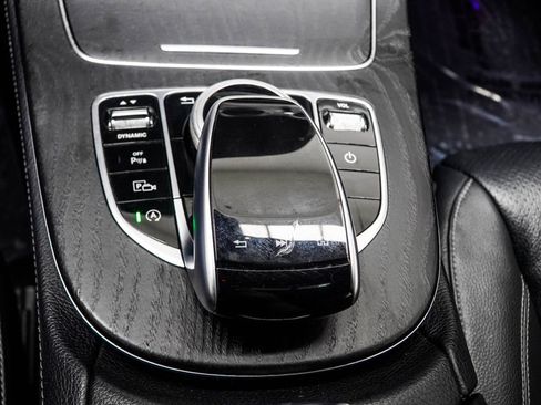 Used 2019 Mercedes-Benz E 300 image 21