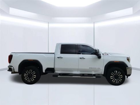 Used 2023 GMC Sierra 2500 SLT w/ SLT Premium Package AWD/4WD image 4