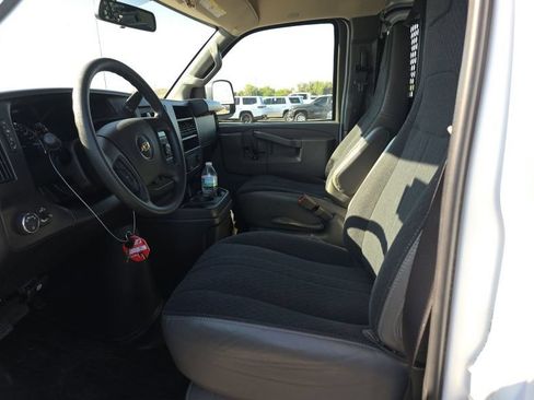 Used 2025 Chevrolet Express 2500 w/ Driver Convenience Package RWD image 2