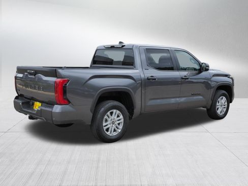Used 2024 Toyota Tundra SR5 w/ SR5 Convenience Package AWD/4WD image 8