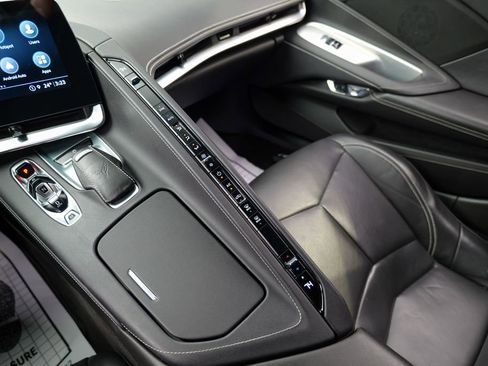 Used 2022 Chevrolet Corvette Stingray Convertible w/ 1LT image 50