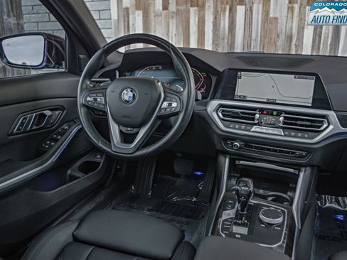 Used 2019 BMW 330i xDrive Sedan w/ Convenience Package image 16