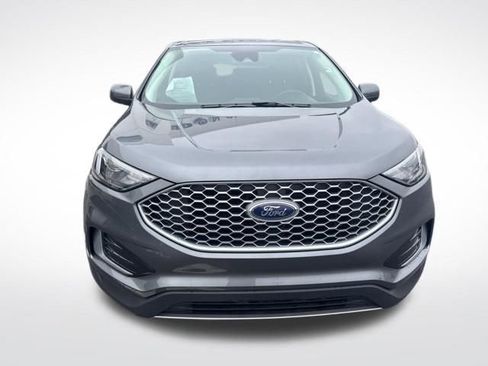 Used 2024 Ford Edge SEL image 6