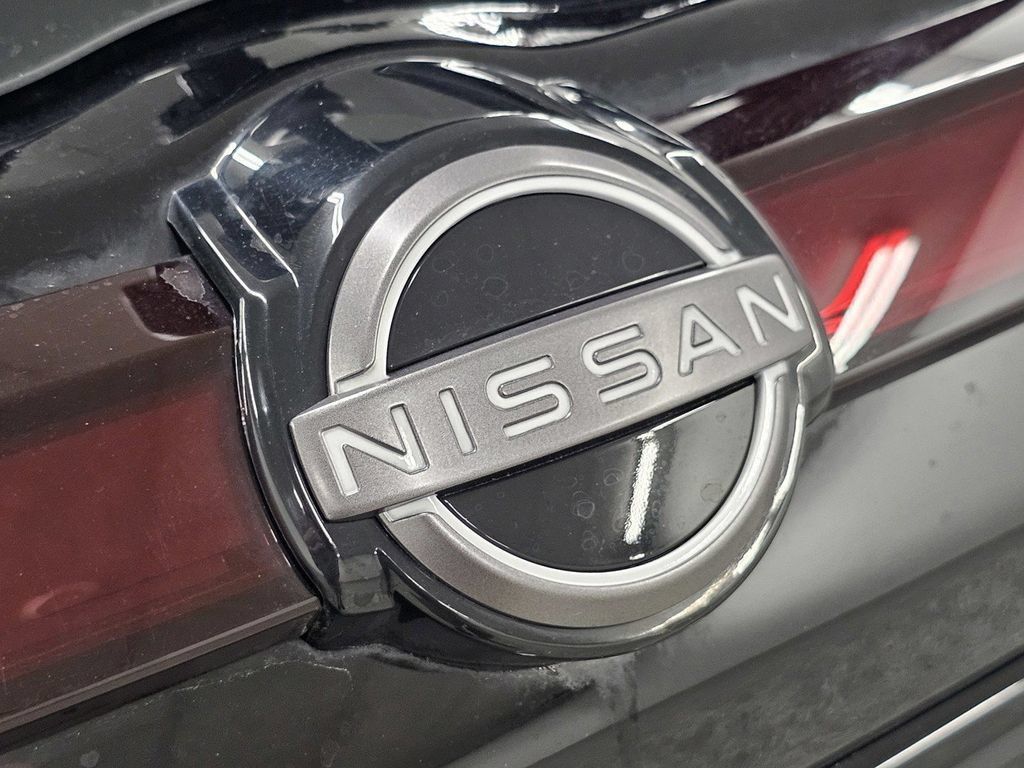 Used 2025 Nissan Kicks Play S FWD image 23