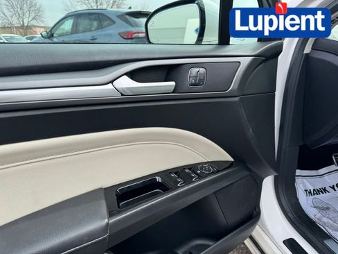 Used 2016 Ford Fusion Titanium image 13