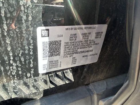 Used 2025 Chevrolet Tahoe Z71 AWD/4WD image 9