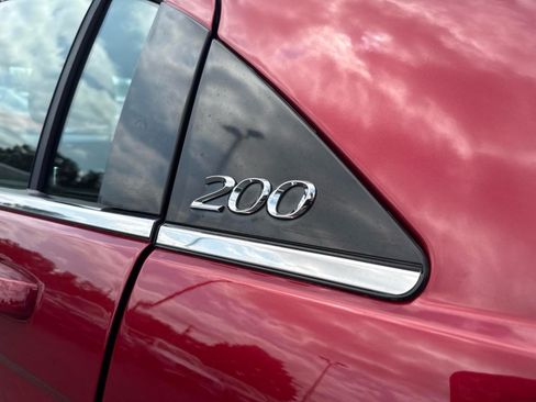Used 2013 Chrysler 200 LX FWD image 5